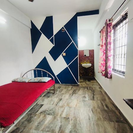 Omega Tourist Home Thrissur Exterior photo