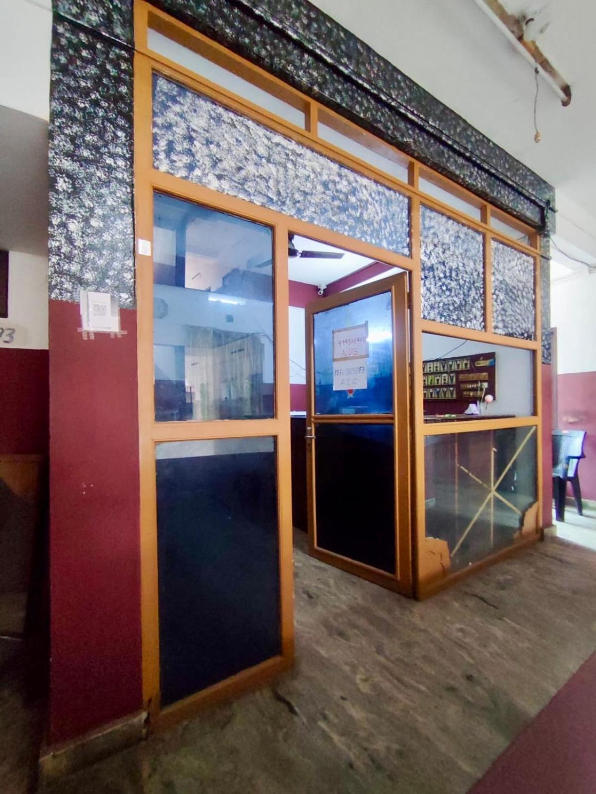 Omega Tourist Home Thrissur Exterior photo